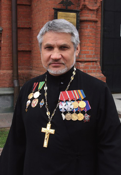 ﻿  Шеломенцев Андрей (иерей)